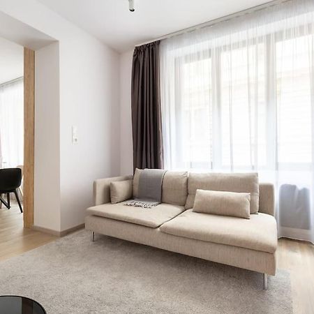 Real Gem At The Opera House Apartment Budapest Exterior photo